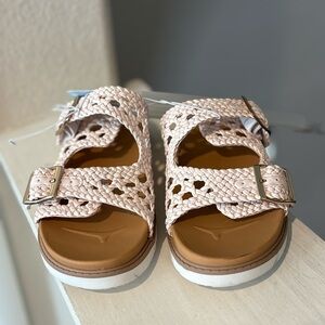 Kids' Brooklyn Crochet Footbed Sandals Blush - Cat & Jack - SIZE 2 NEW Tried On